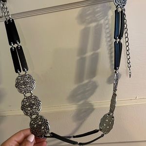 Express, belt silver with black faux leather